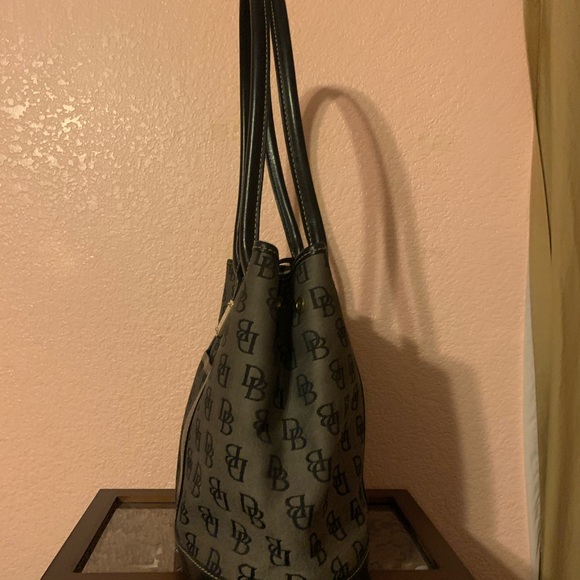 Dooney and Bourke tote - Picture 4 of 13